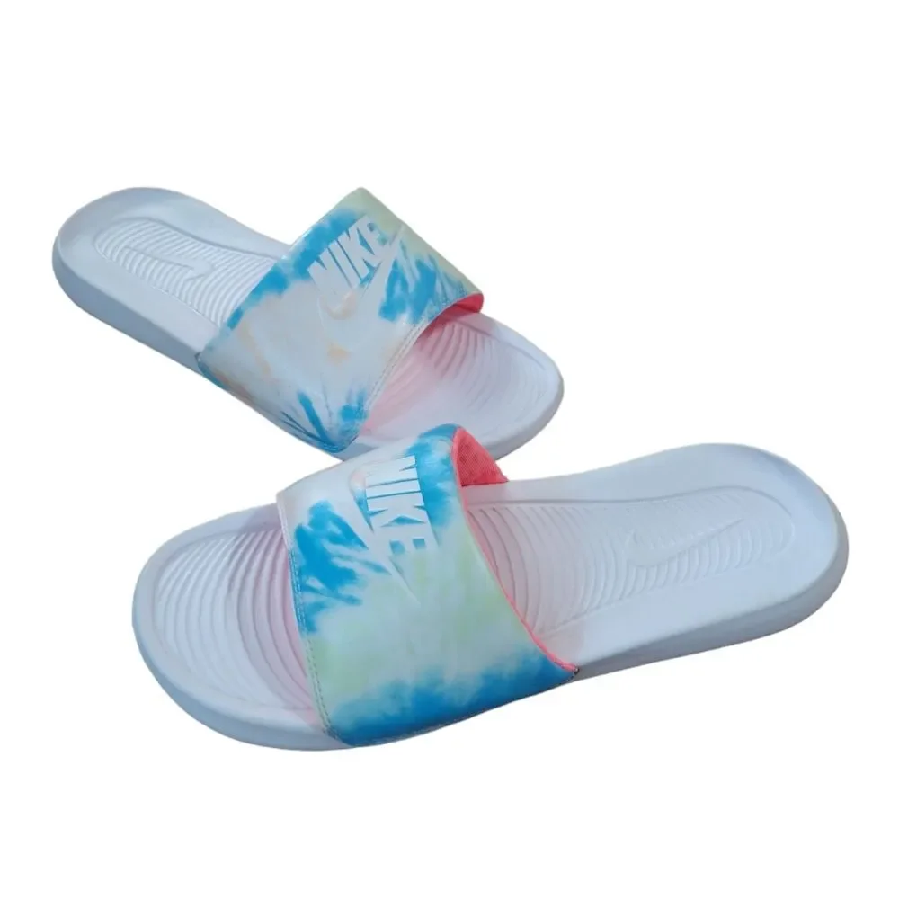 Nike Tie Dye Victori Slides
